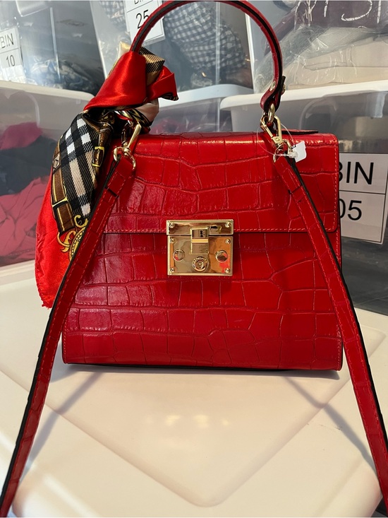 Borse in Pelle Handbags - Italian Leather Red Croc-Embossed Top-Handle Satchel with Gold Hardware